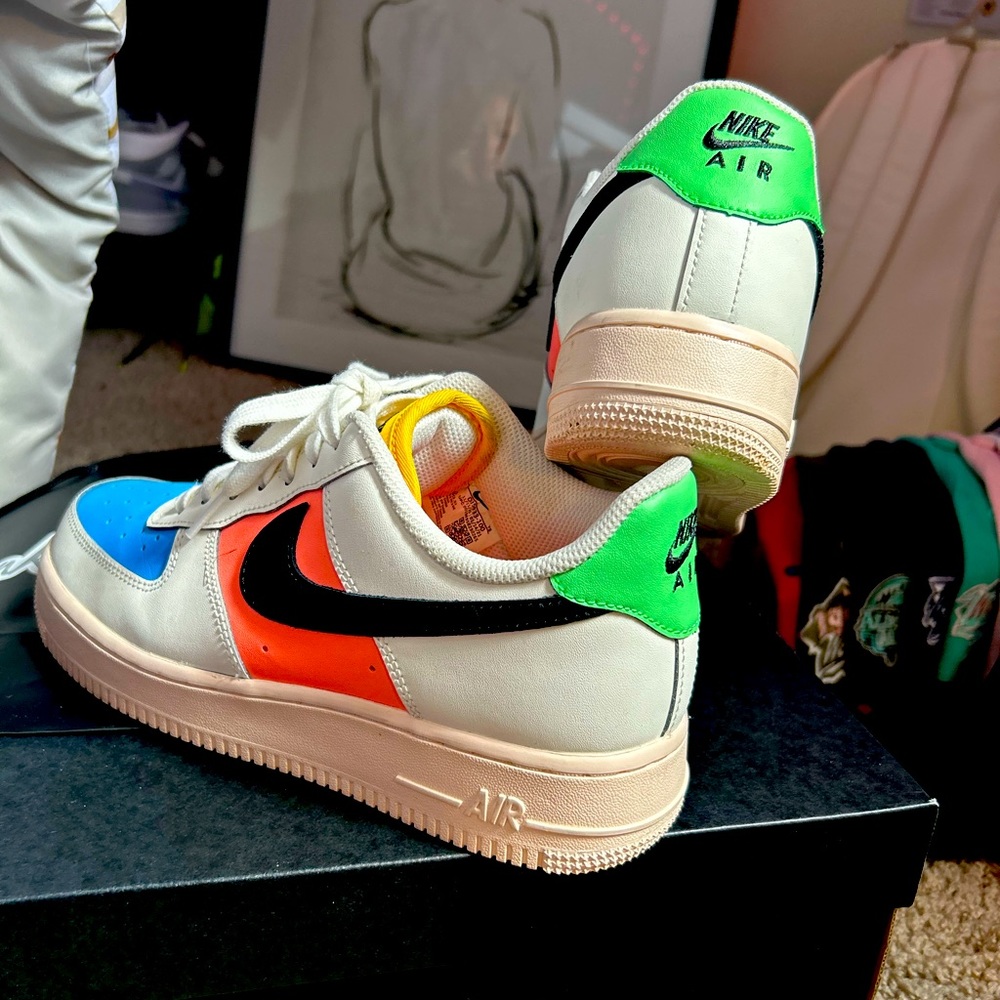 Size 8 ( women ) sail multi air force air 1